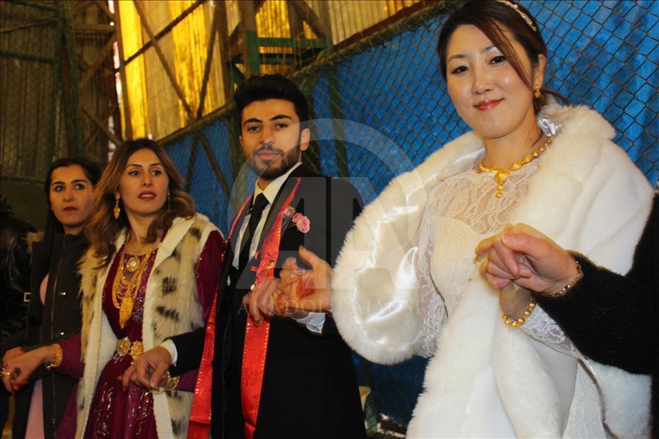 Güney Kore'den Hakkari'ye gelin geldi