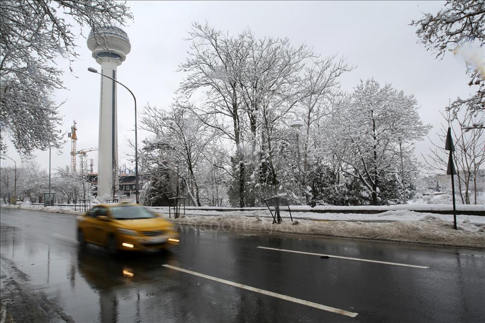 Ankara'da kar yağışı