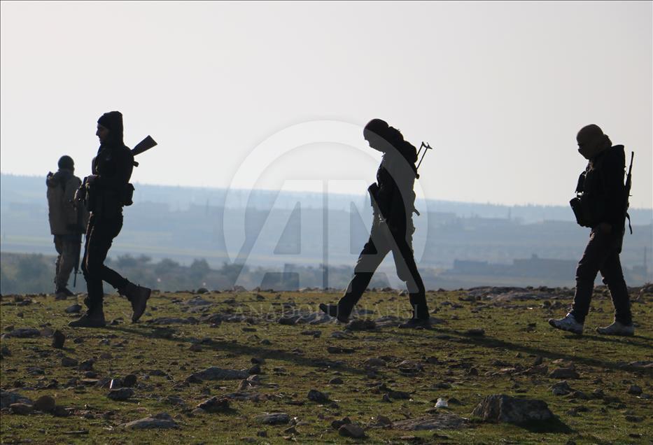 TSK destekli ÖSO'nun El Bab ilçe merkezine doğru ilerleyişi sürüyor