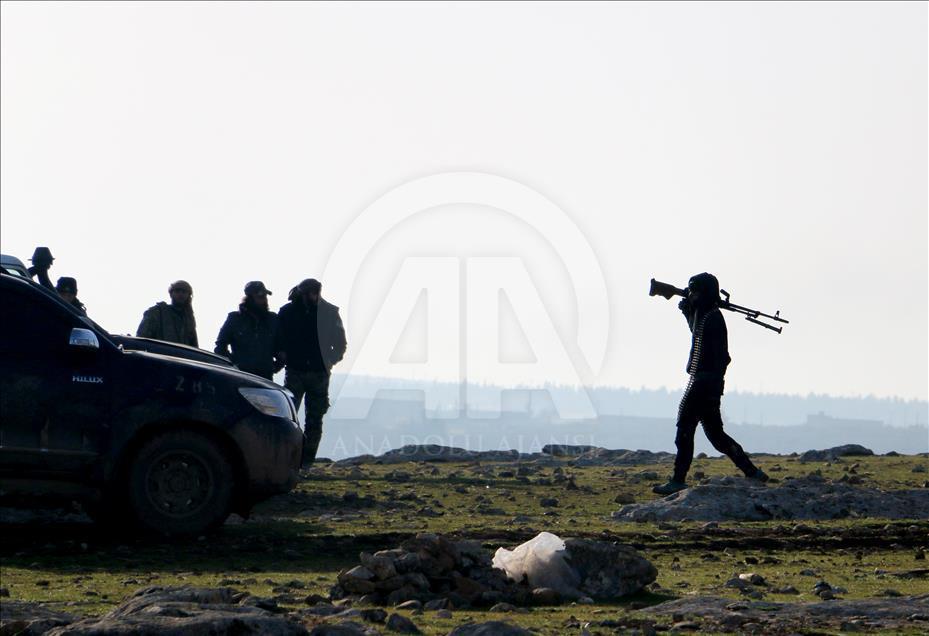 TSK destekli ÖSO'nun El Bab ilçe merkezine doğru ilerleyişi sürüyor