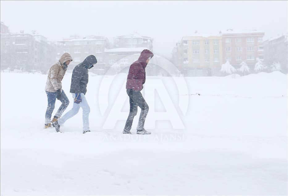 İstanbul'da kar yağışı