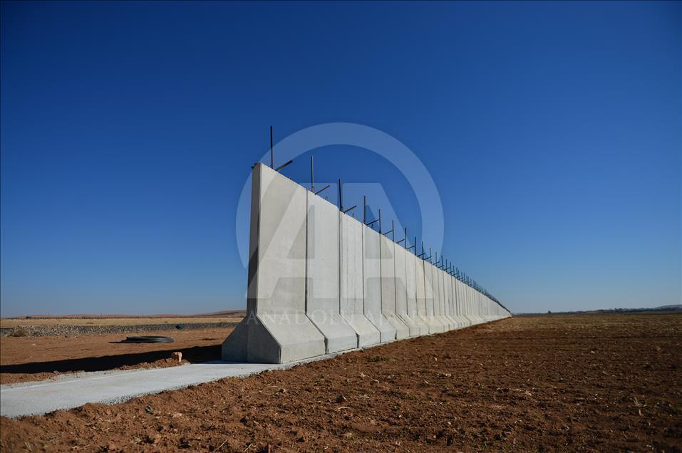 Sınır hattında "güvenlik duvarı" memnuniyeti