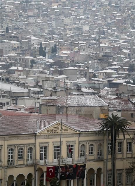 İzmir'de kar yağışı