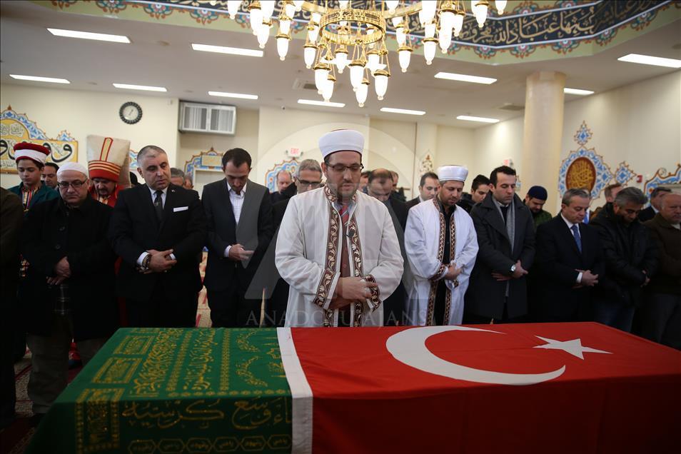 Osmanlı hanedan reisi Osmanoğlu vefat etti
