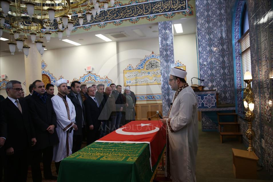 Osmanlı hanedan reisi Osmanoğlu vefat etti

