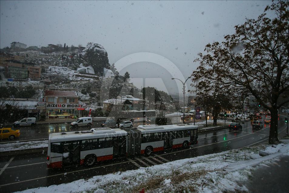 İzmir'de kar yağışı