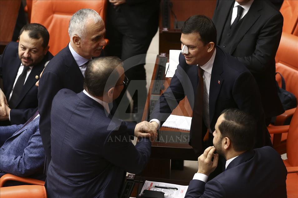 AK Parti Genel Başkan Yardımcısı Şahin, Genel Kurul çalışmalarına katıldı