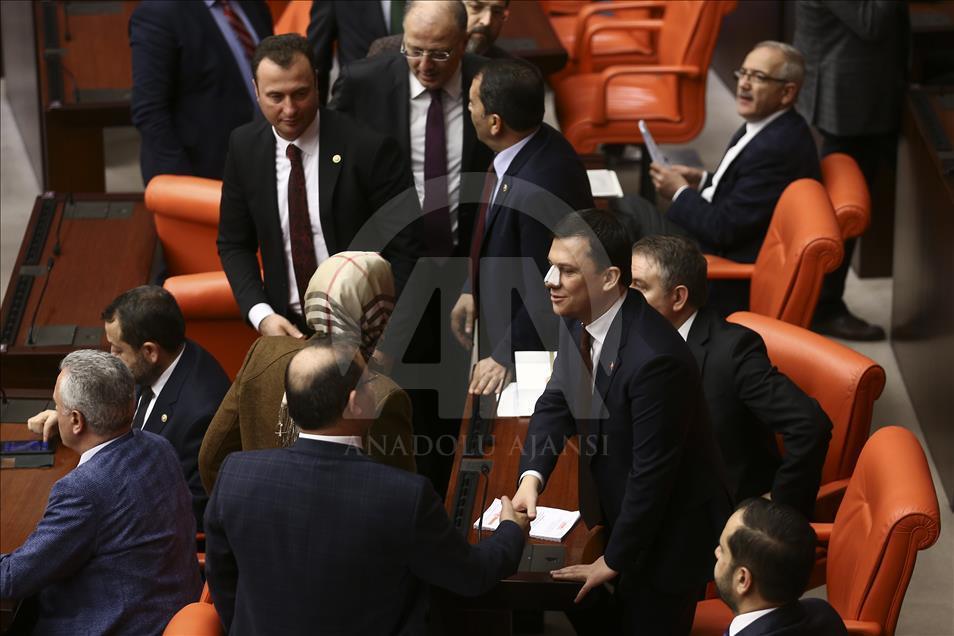 AK Parti Genel Başkan Yardımcısı Şahin, Genel Kurul çalışmalarına katıldı