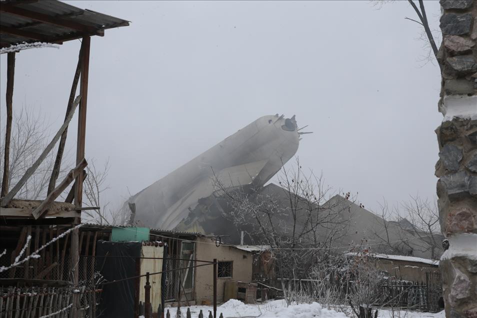 Cargo plane crashes near Bishkek: 32 dead, 4 injured