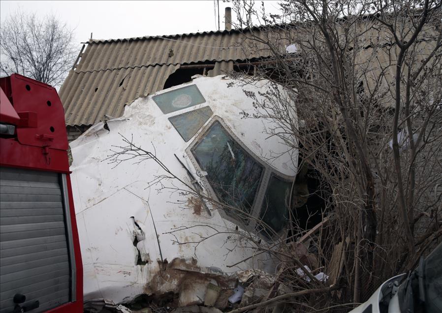 Cargo plane crashes near Bishkek: 32 dead, 4 injured