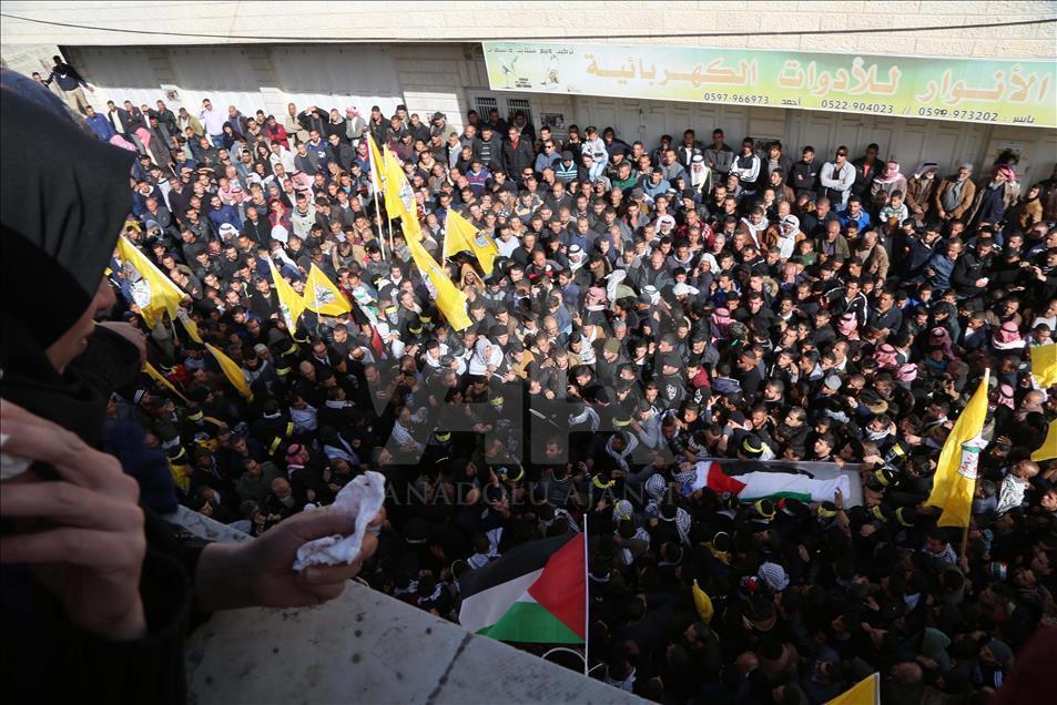 تششیع جنازه جوان فلسطینی کشته‌شده توسط اسرائیل