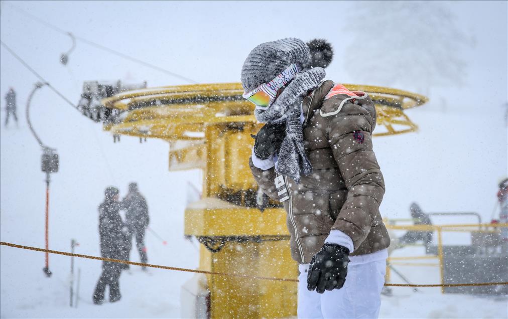 Snow depth reaches two meters in Turkey's Uludag