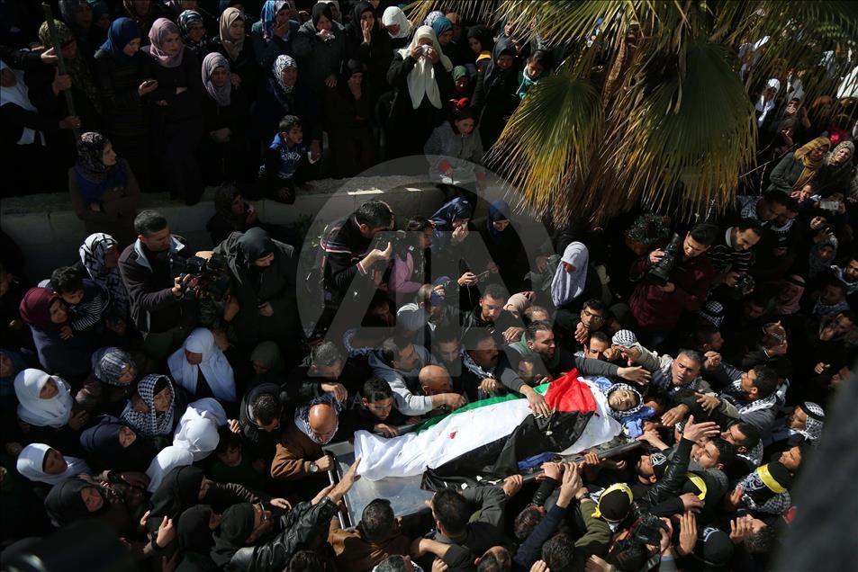 تششیع جنازه جوان فلسطینی کشته‌شده توسط اسرائیل