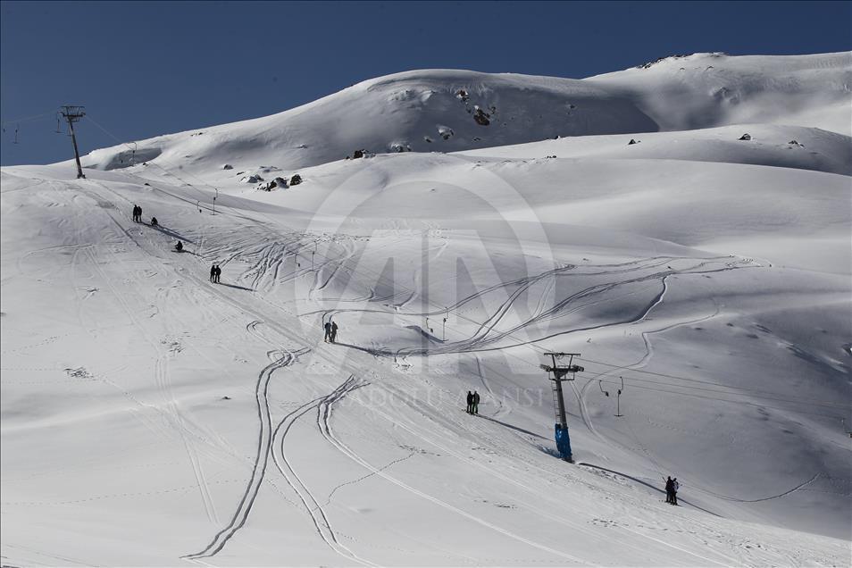 Hakkari terörün izlerini kış turizmiyle silecek
