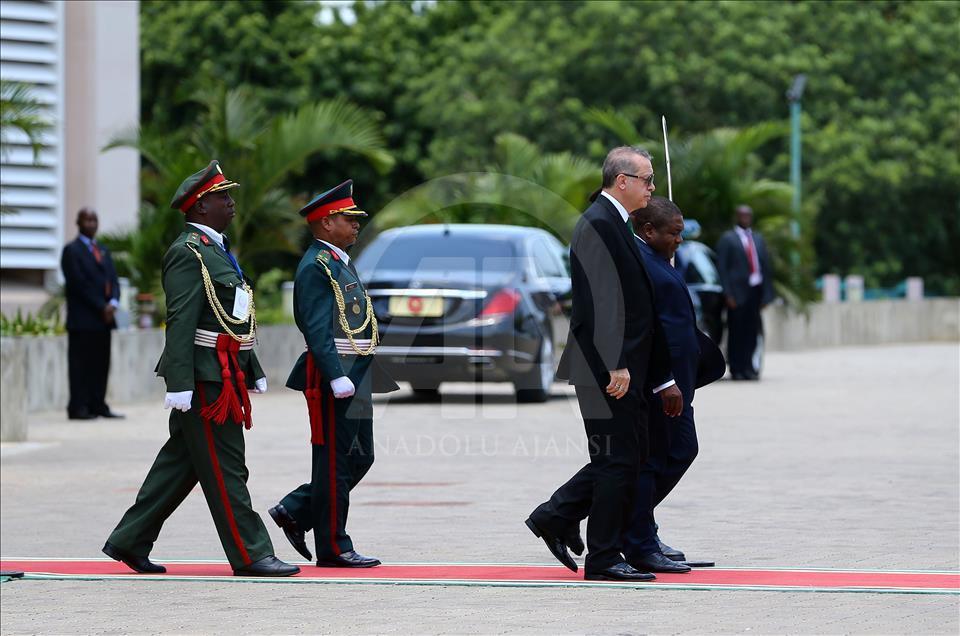 Turkish President Erdogan in Mozambique