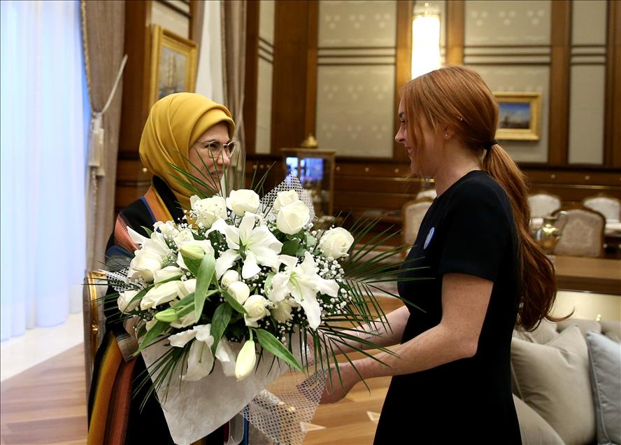 Turkish President Erdogan meets Lindsay Lohan in Ankara
