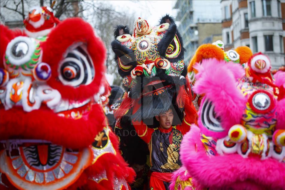 İngiltere'de Çin yeni yılı kutlamaları