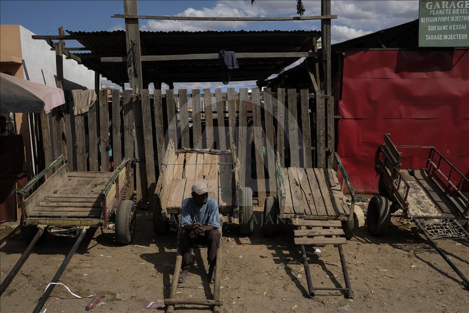 Madagaskar'ın başkenti Antananarivo'da günlük yaşam