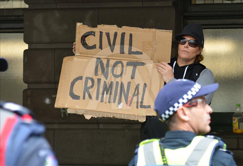 Homeless camp eviction in Melbourne