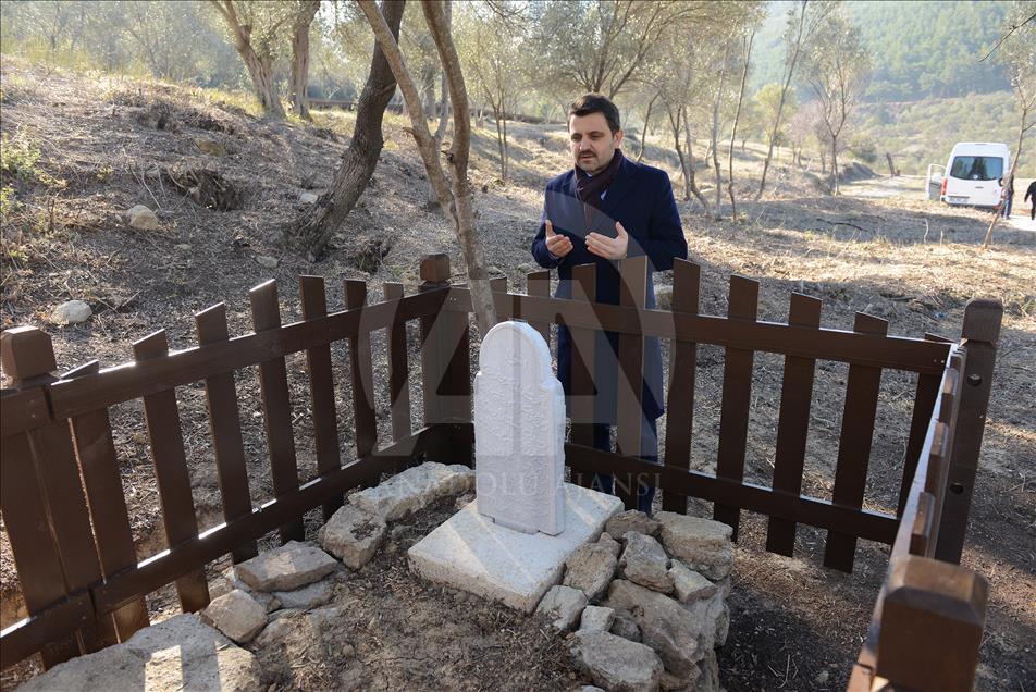 Çanakkale şehidi Mehmet Çavuş'un mezarı 102 yıl sonra bulundu

