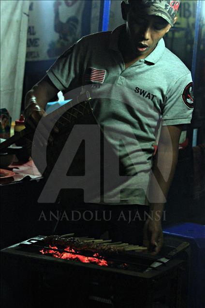 Endonezya’nın "şifalı" kobraları