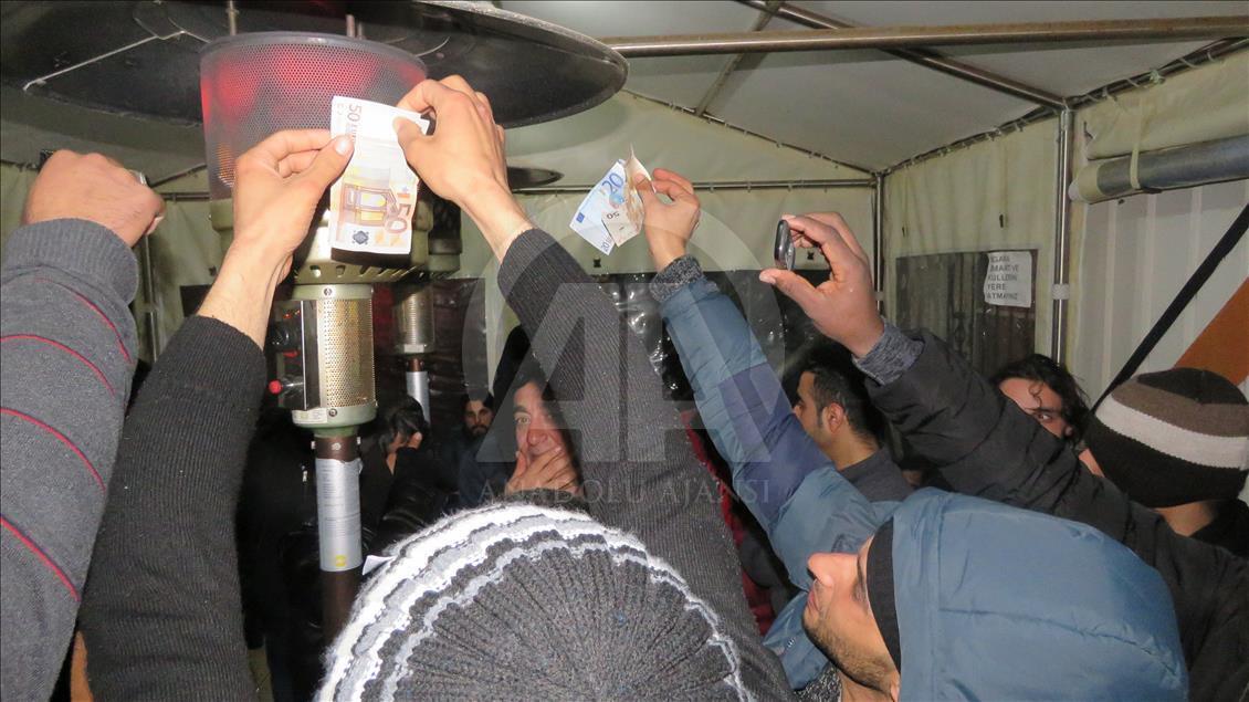 Kuzey Ege'de yabancı uyrukluları taşıyan bot battı