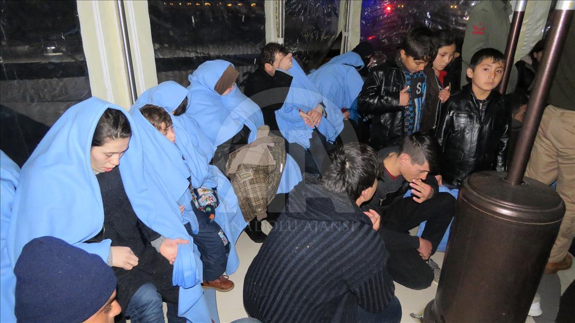Kuzey Ege'de yabancı uyrukluları taşıyan bot battı