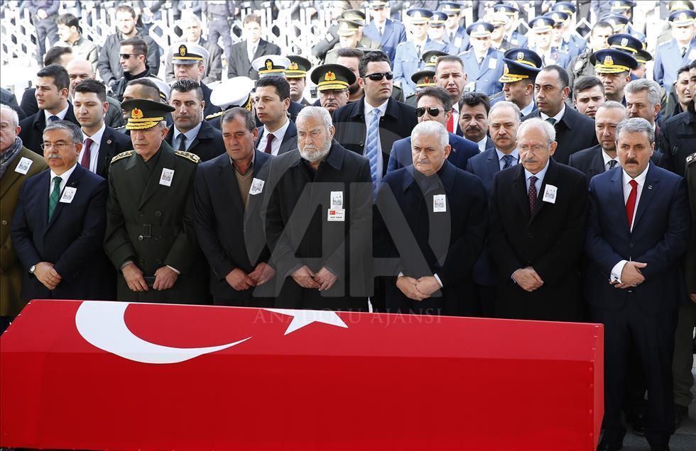 Fırat Kalkanı şehidi son yolculuğuna uğurlandı