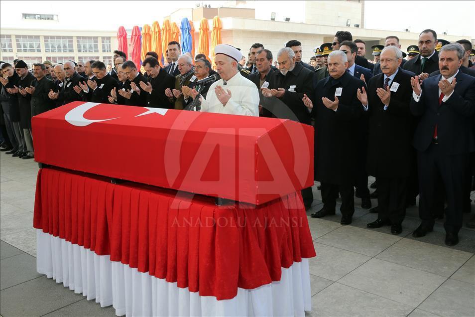Fırat Kalkanı şehidi son yolculuğuna uğurlandı