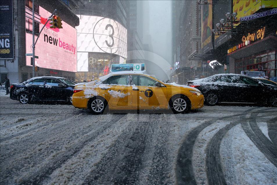New York'ta kar yağışı