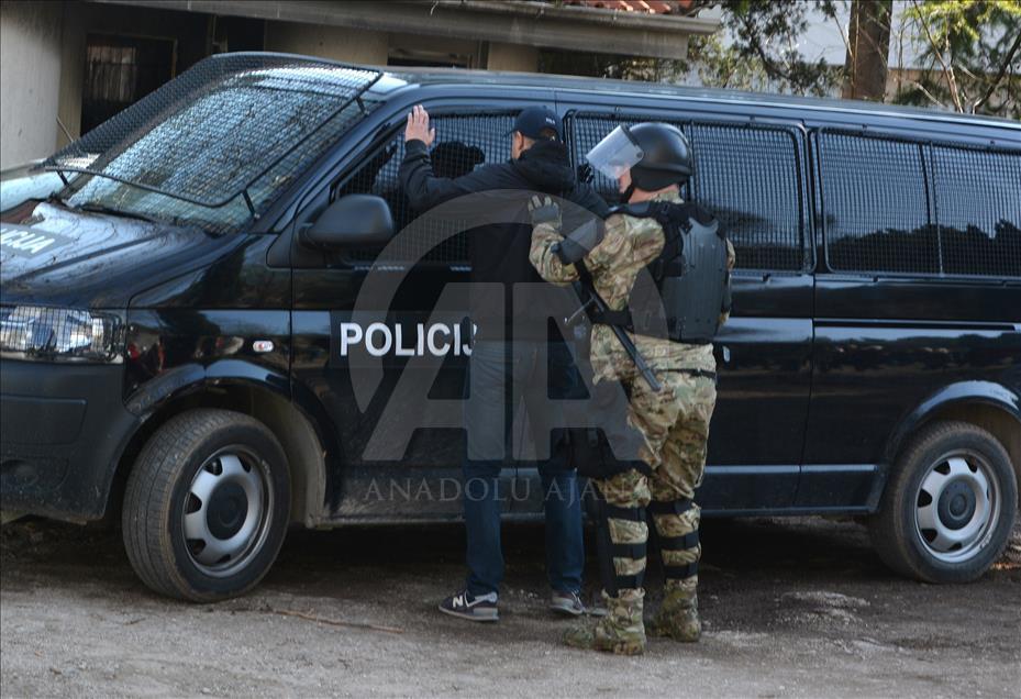 Mostar: Provokacije prilikom polaganja cvijeća na Partizanskom groblju, intervenirala policija