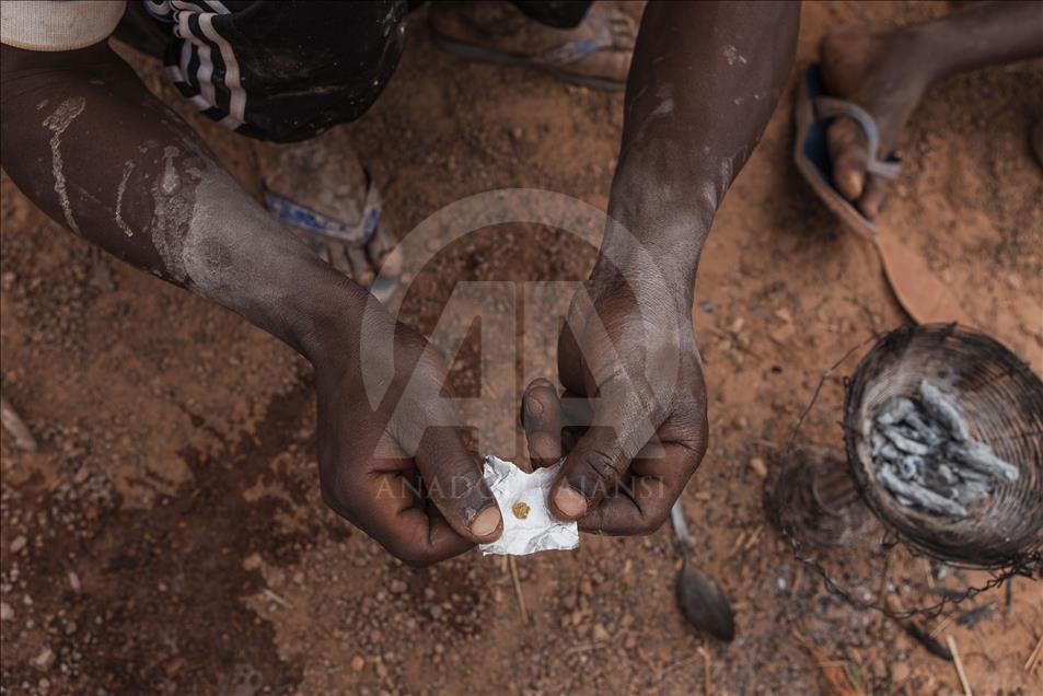 کوشش معدن کاران طلا در سنگال