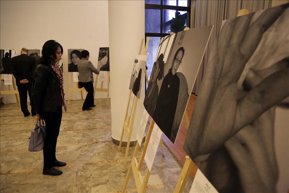 "Syrian Mothers" exhibition in Lebanon 