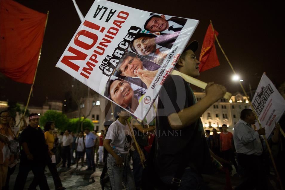 Great march against corruption in Peru