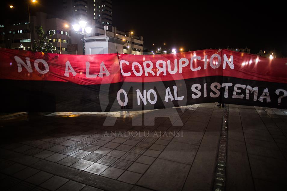 Great march against corruption in Peru