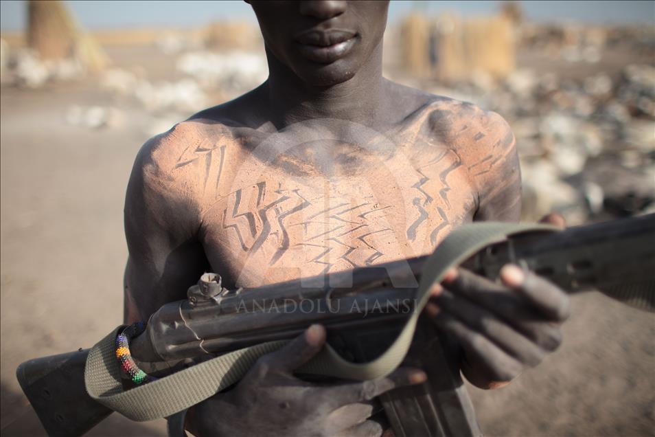 Güney Sudan'daki Mundari Kabilesi