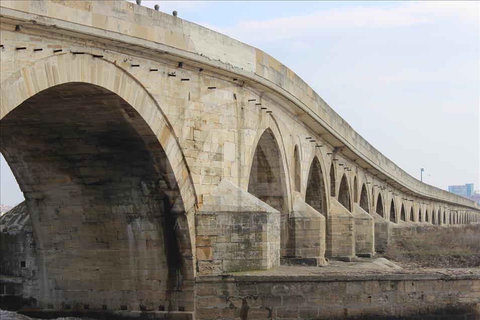 "Uzunköprü'nün restorasyonu bir an evvel başlamalı"