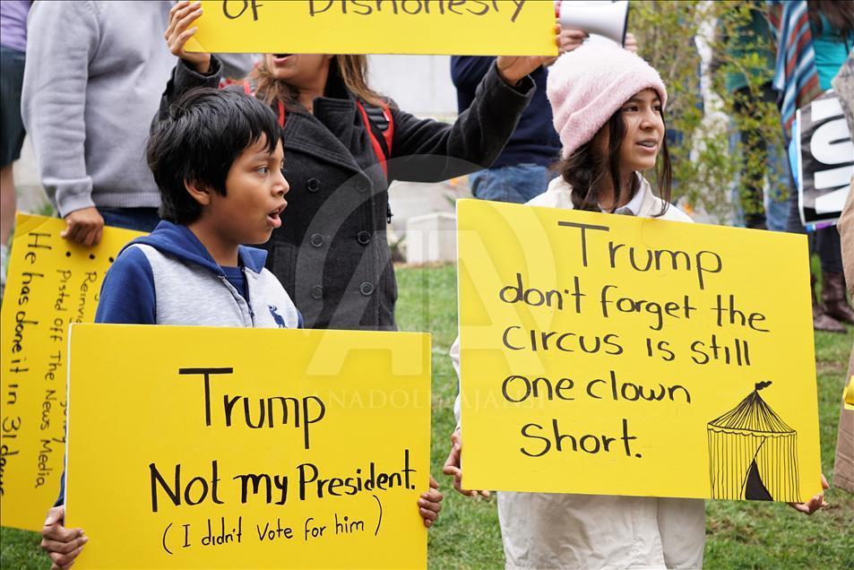 ادامه تظاهرات علیه دونالد ترامپ در آمریکا