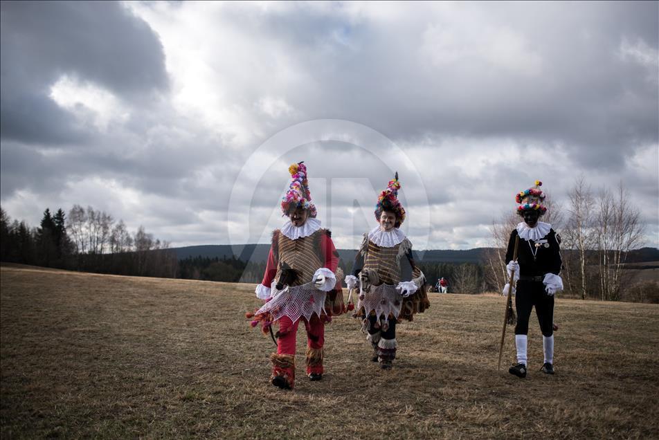 Çek Cumhuriyeti'nde baharı karşılama festivali