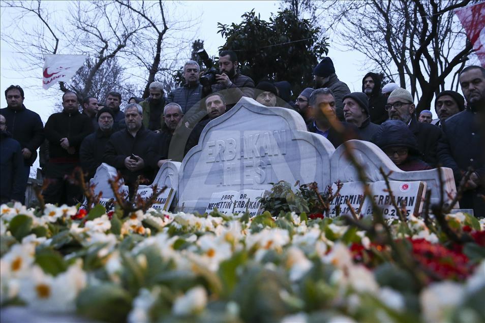 Necmettin Erbakan anıldı