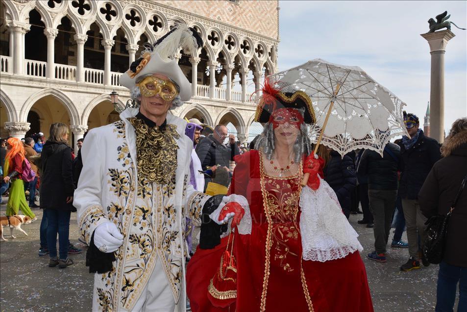 Karneval u Veneciji: Održano takmičenje za najbolji kostim i masku  