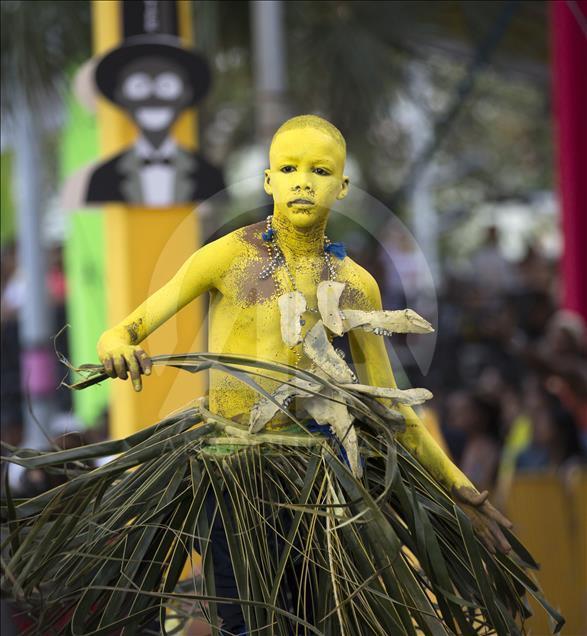 Santo Domingo Karnavalı Dominik Cumhuriyeti'nde yapıldı 