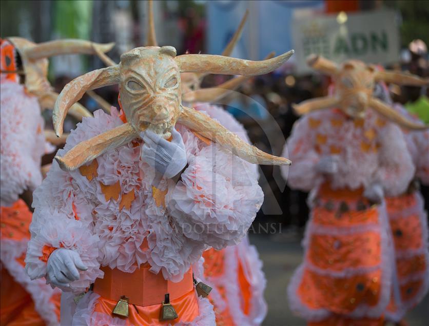 Santo Domingo Karnavalı Dominik Cumhuriyeti'nde yapıldı 