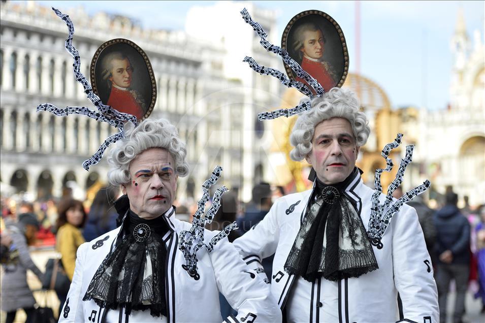 Karnevali i Venecias, gara për kostumin dhe maskën më të mirë
