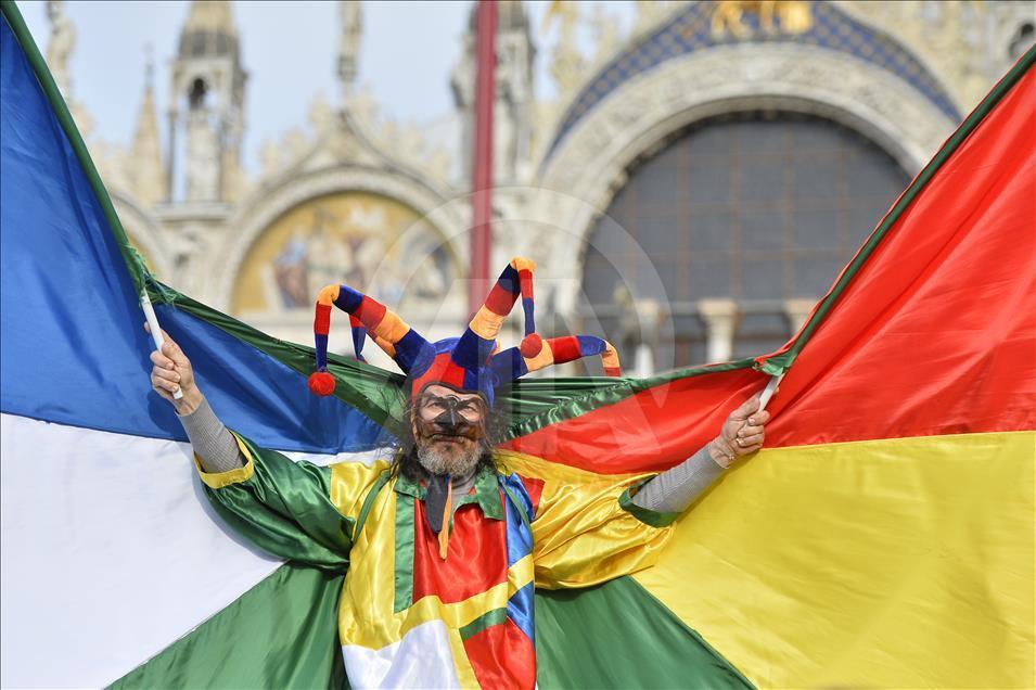 Karnevali i Venecias, gara për kostumin dhe maskën më të mirë
