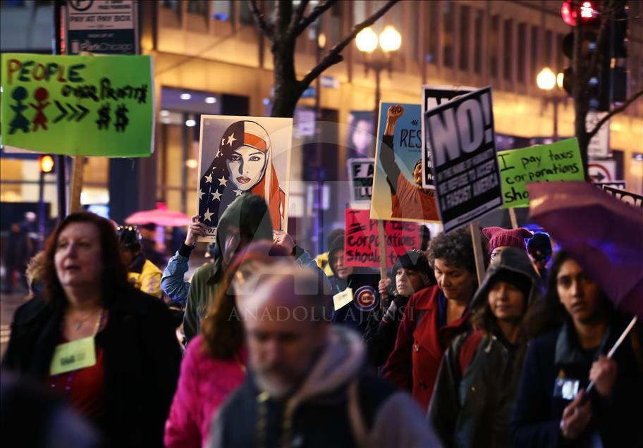 ABD'de "Mardi Gras" temalı Trump protestosu