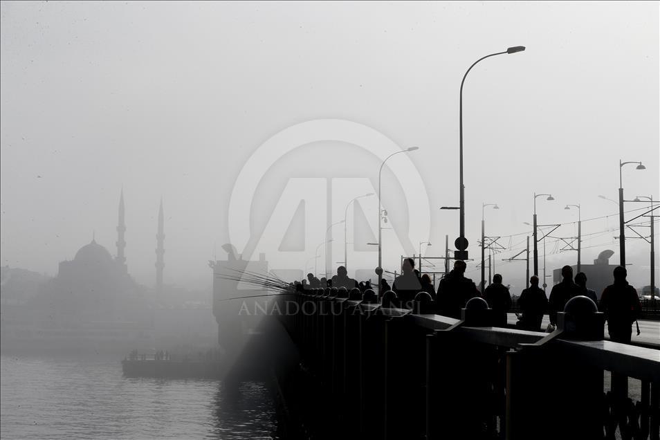 İstanbul'da sis