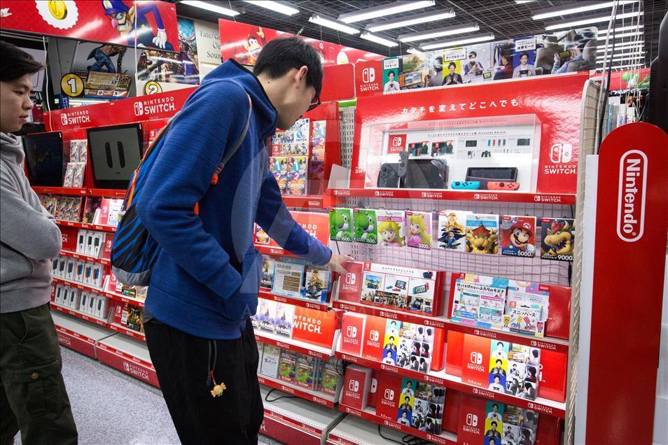 'Nintendo Switch’ oyun konsolu satışa sunuldu