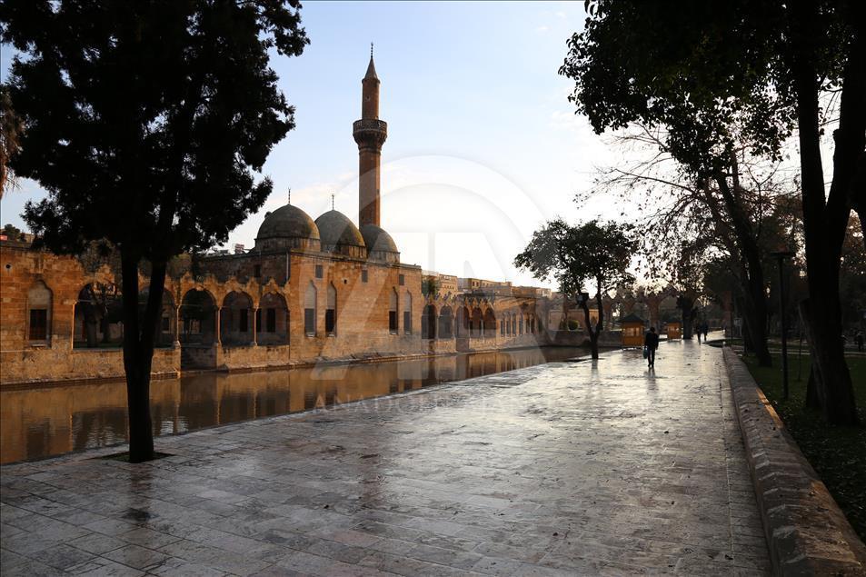 Balıklıgöl'de temizlik çalışması devam ediyor