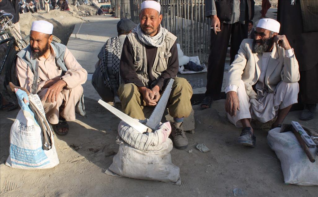 Unemployment rate increases to 40 percent in Afghanistan 